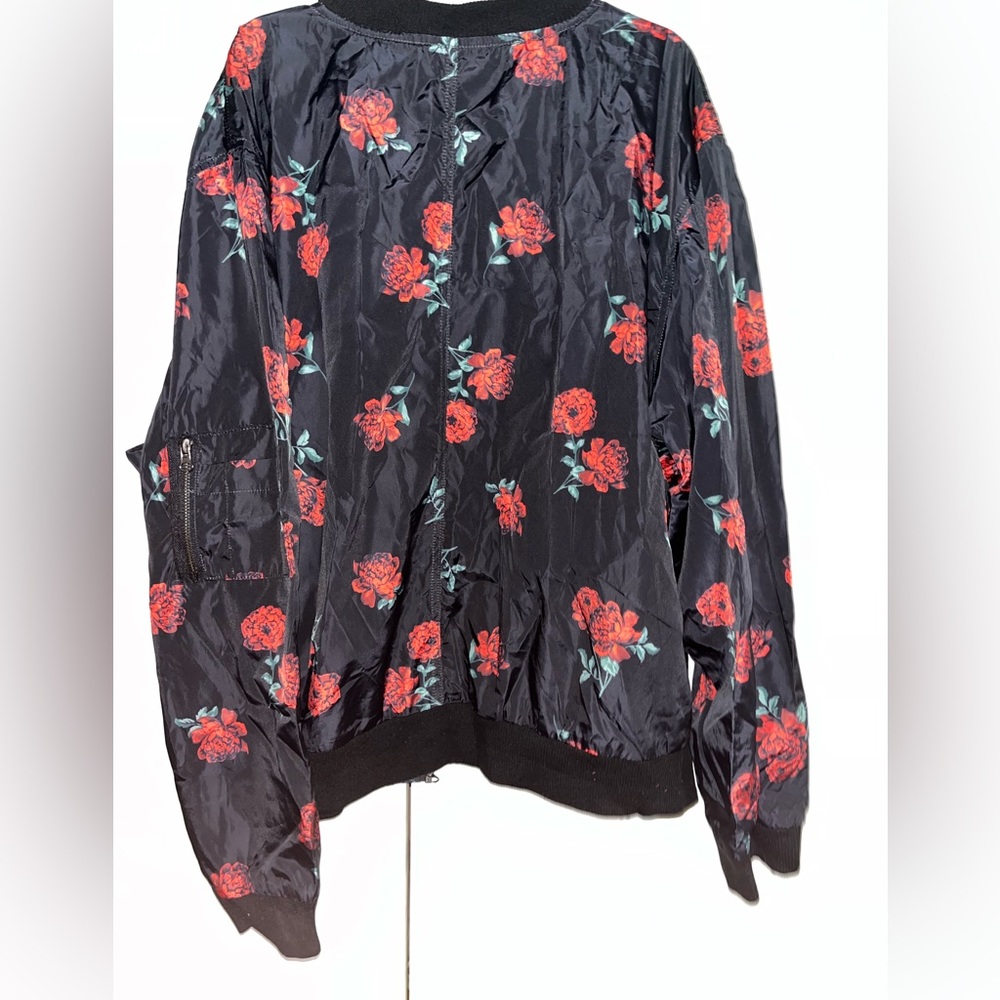 NEW K. Jordan Black Floral Bomber Jacket Size 3X - Picture 7 of 9
